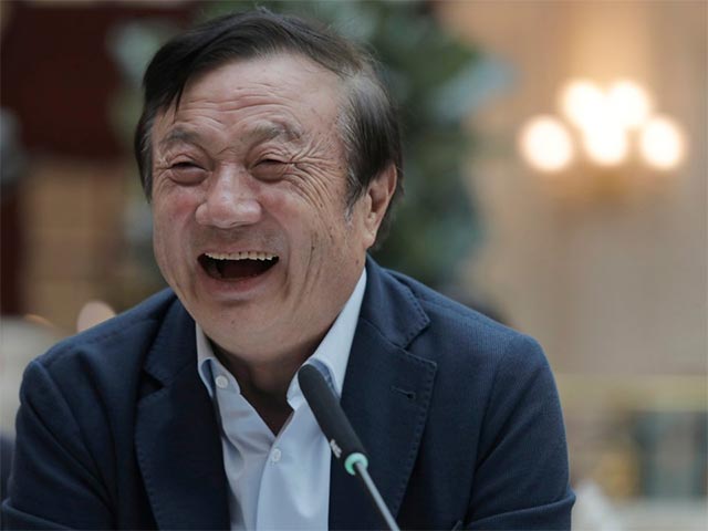 Nhậm Chính Phi ly hôn người vợ đầu tiên sau 20 năm chung sống