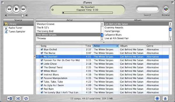 Giao diện iTunes khi mới ra mắt vào năm 2001