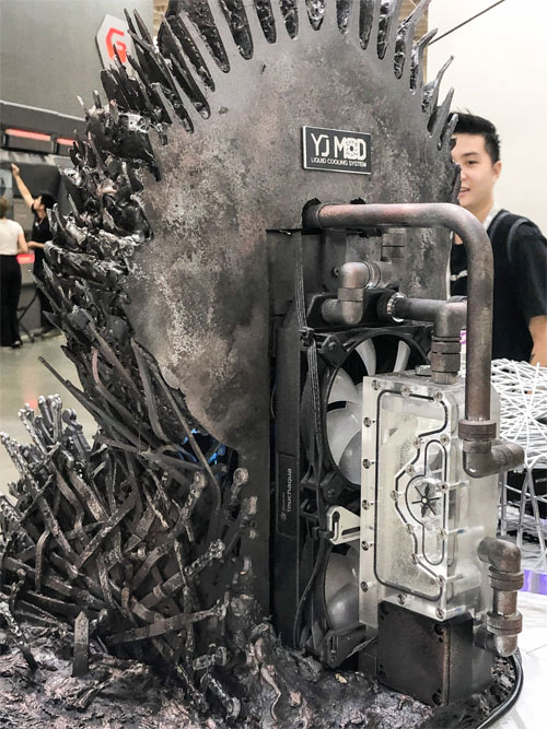 Một vỏ case theo chủ đề Game of Thrones 1