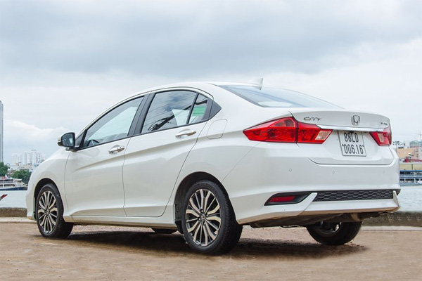 Honda City 15