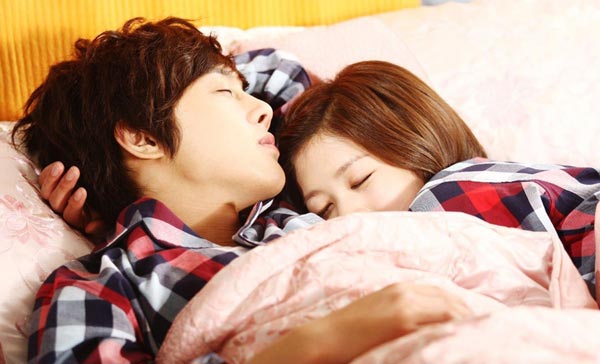 Hình nền cặp đôi cực tình cảm cho máy tính 8