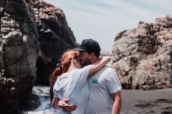 Hình nền cặp đôi cực tình cảm cho máy tính 19