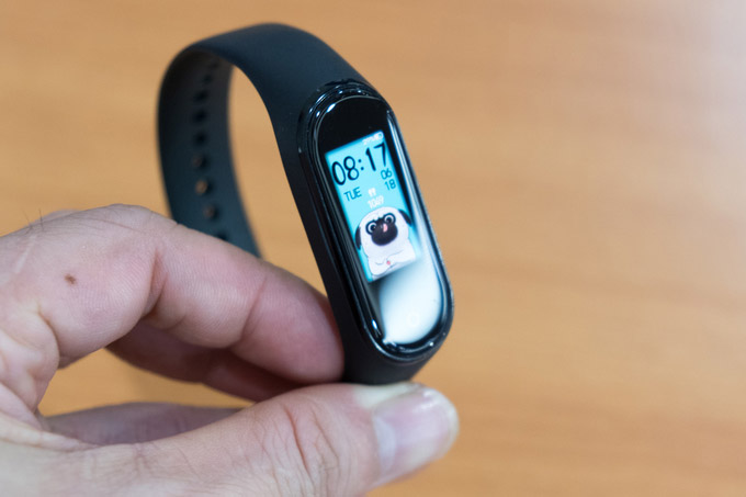 Mi Band 4 có khoảng 70 kiểu mặt đồng hồ khác nhau