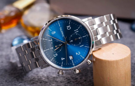 Đồng hồ nam Valence dây kim loại đem lại sự chuyên nghiệp, đẳng cấp cho phái mạnh.