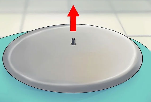 Lấy chốt ốc ra 