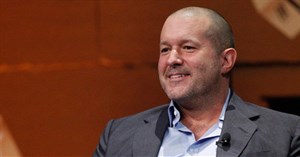 Cuộc đời thú vị của Jony Ive, "phù thủy" tạo ra dáng hình iPhone, MacBook