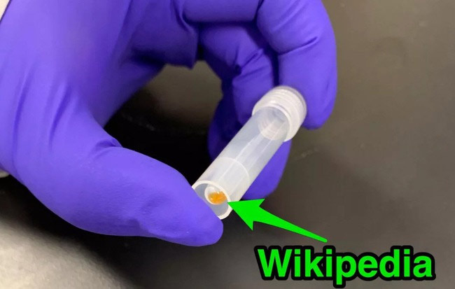 Đã nén thành công 16GB dữ liệu văn bản Wikipedia vào chuỗi DNA