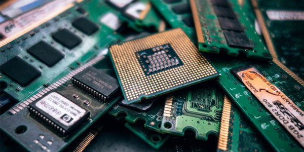 Khi giá RAM đạt đỉnh thì nhu cầu của thị trường lại sụt giảm