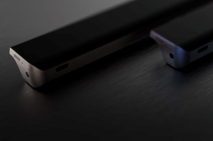 Khi thu gọn trông như một chiếc điều khiển TV mini