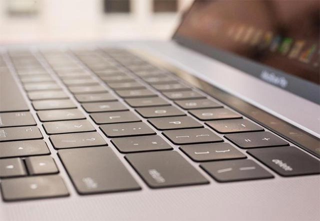 Bàn phím của Macbook gặp vấn đề về độ bền do thiết kế quá mỏng