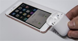 Cách kết nối 2 AirPods với iPhone để chia sẻ nhạc