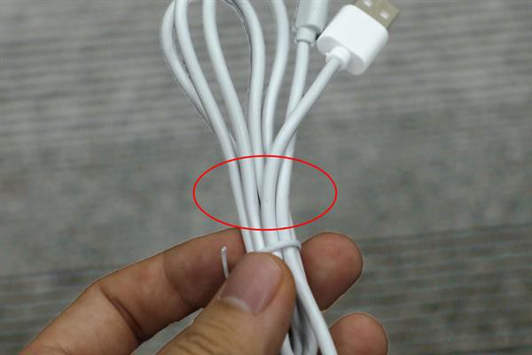 Trên dây giá rẻ sẽ xuất hiện những vết hằn