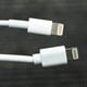 Giải phẫu cáp sạc iPhone hàng giả và hàng xịn để thấy "đắt nhưng xắt ra miếng"