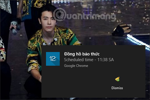 Hiện đồng hồ báo thức
