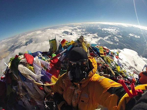 Everest, nóc nhà của thế giới không thơ mộng như bạn nghĩ đâu