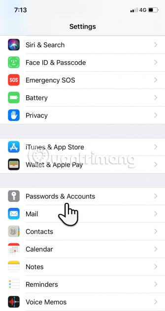 Chọn Passwords & Accounts