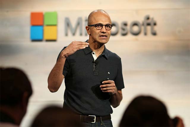 Satya Nadella là một kỹ sư công nghệ thông tin người Mỹ gốc Ấn Độ.