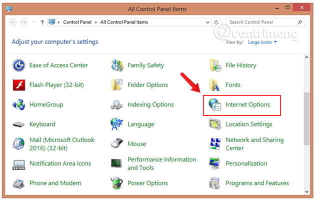 Đi tới menu Internet Options trong Control Panel.