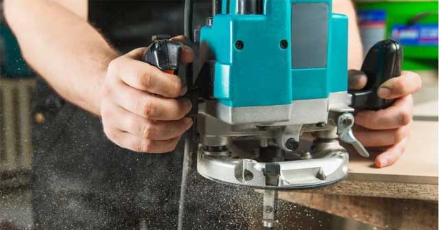 Máy phay gỗ Makita