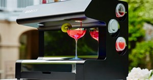 Robot bartender pha chế đồ uống như thế nào?