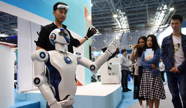 Nguồn nhân lực AI vốn khan hiếm.