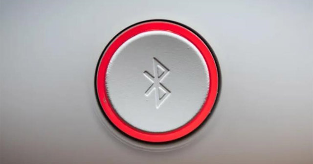Bật Bluetooth nguy hiểm hơn bạn tưởng. Ảnh: Mashable.