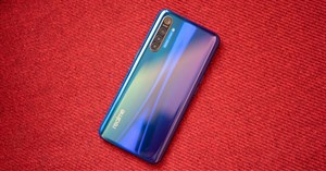 Realme XT chính thức ra mắt: Smartphone đầu tiên có camera 64MP với 4 camera sau