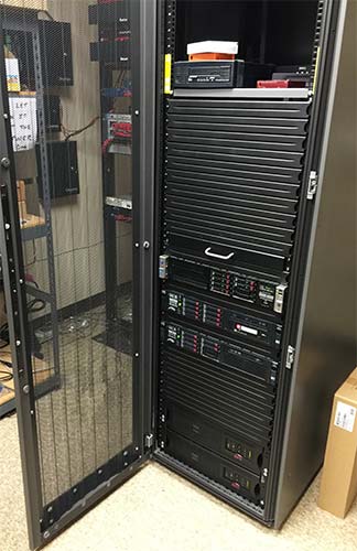 Tử mạng giúp tối ưu hóa kết cấu, quản lý hệ thống dây cáp và hỗ trợ làm mát 