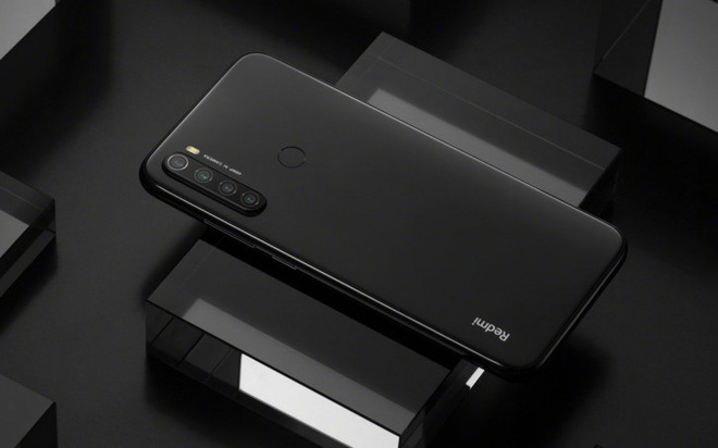 Redmi Note 8 có 4 cụm camera sau