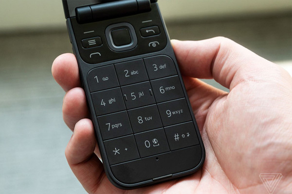 Nokia 2720 Flip 2