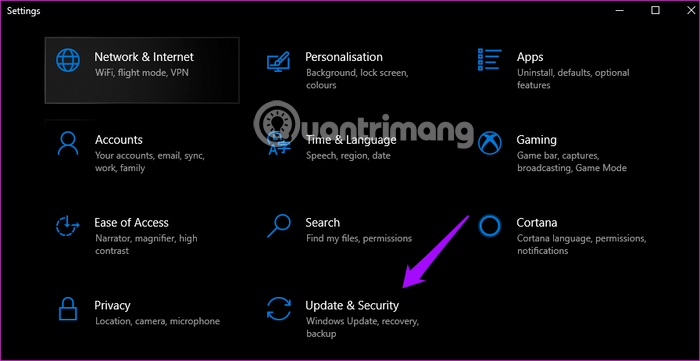 Click vào Update & Security