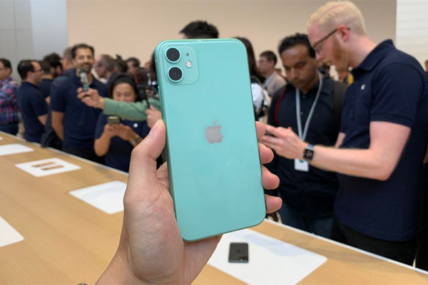 Ảnh thực tế iPhone 11 8