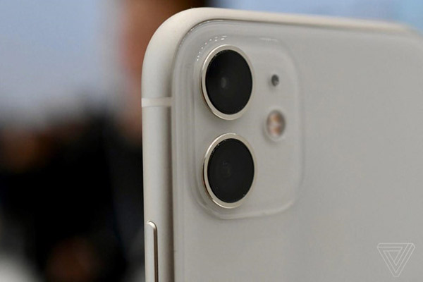 Ảnh thực tế iPhone 11 6