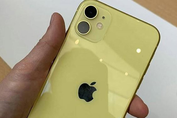 Ảnh thực tế iPhone 11 5
