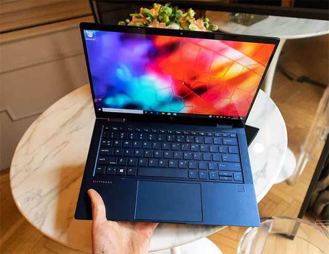 HP Elite Dragonfly dễ khiến người ta nhầm tưởng là một mẫu máy tính xách tay cá nhân thuộc phân khúc cao cấp