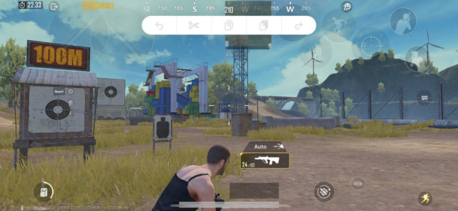 iOS 13 tự hiện công cụ chỉnh sửa văn bản khi game thủ thao tác bằng 3 ngón tay. Ảnh: @akash.