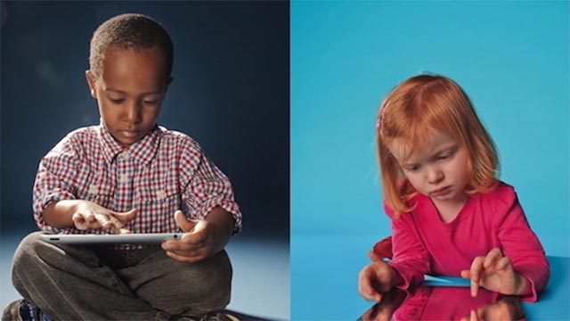 Các cậu bé thường dành nhiều thời gian để chơi trò chơi điện tử, trong khi các bé gái thích sử dụng mạng xã hội hơn