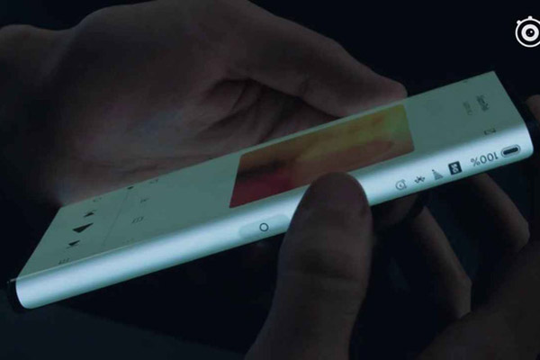 Nhưng khi sử dụng Mi Mix Alpha "trần" không ốp, người dùng sẽ có được trải nghiệm tốt nhất