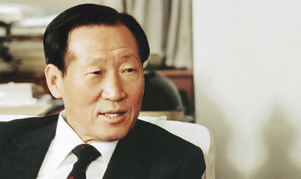 Ông đã phải đi vay nặng lãi để xây dựng lại nhà xưởng