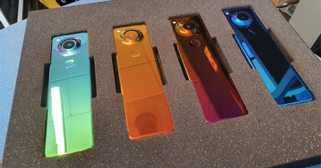 Chiếc Essential Phone thứ 2 2