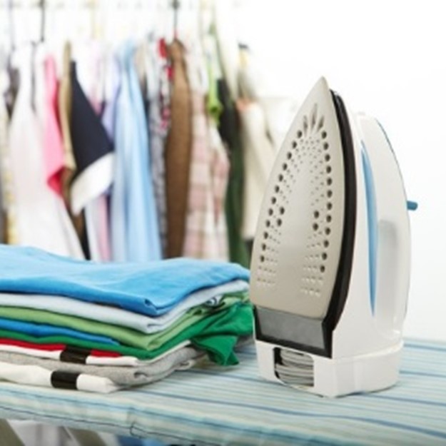 Cách điều chỉnh nhiệt độ bàn là phù hợp với từng loại vải