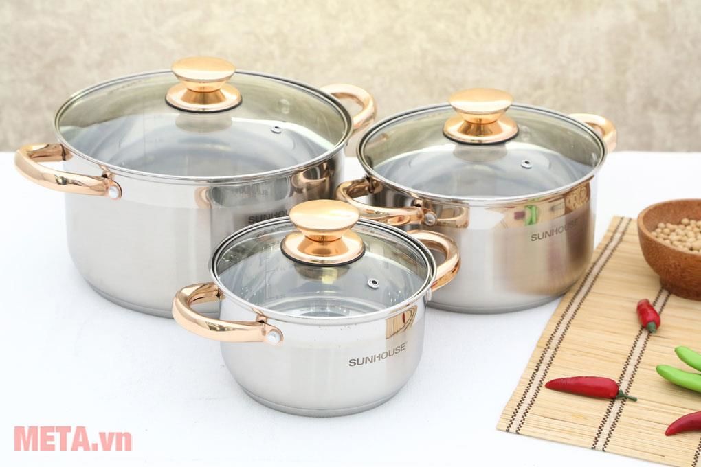 Bộ nồi nhà bếp