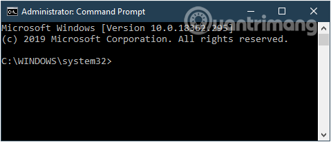 Command Prompt được mở với quyền Admin
