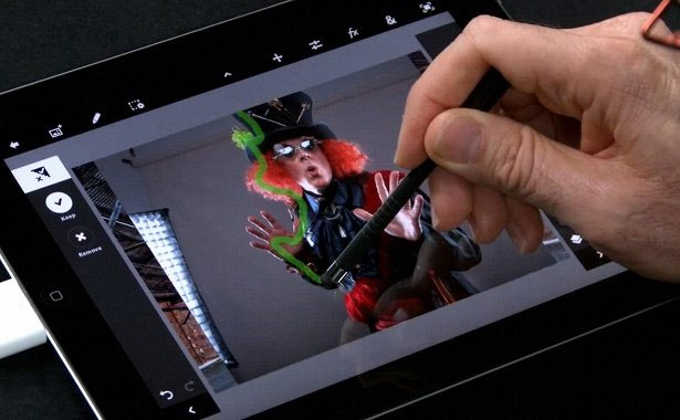 Photoshop cho iPad cũng tích hợp với Creative Cloud