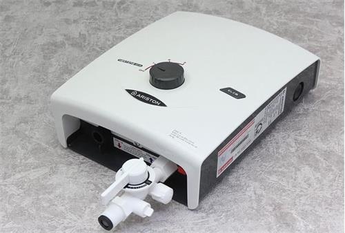 bình nóng lạnh trực tiếp ariston-sb35e vn-3500w