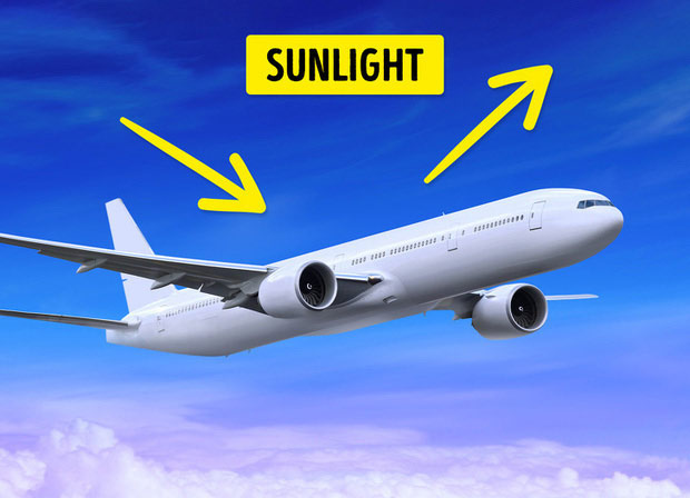 Máy bay thương mại luôn được sơn trắng