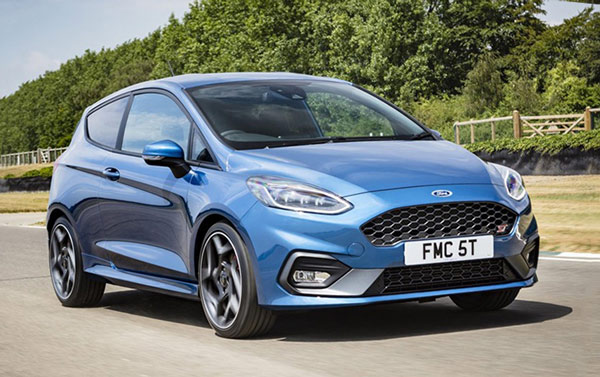 Ford Fiesta 2013-2017, mẫu xe kém hấp dẫn nhất theo tỷ lệ vàng. Ảnh: Leasing.