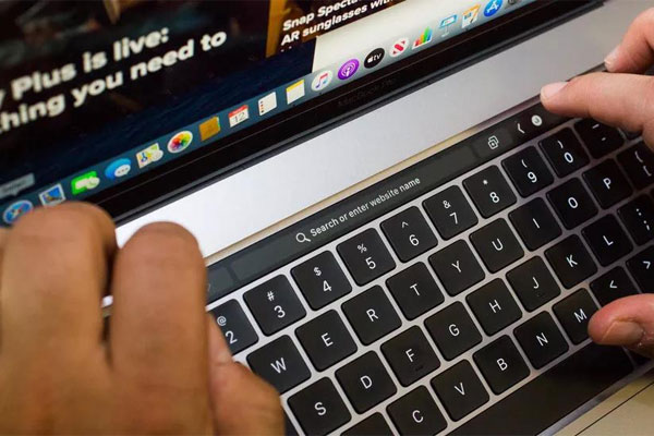 MacBook Pro 16 inch vẫn có thanh cảm ứng Touch Bar