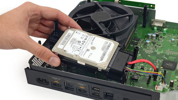 Bạn không thể thay thế ổ Xbox One bên trong