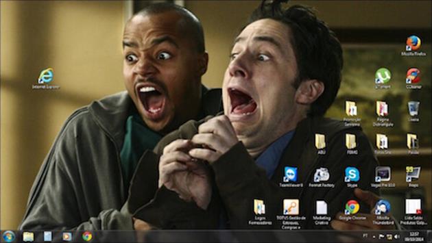 Ảnh nền máy tính "troll" IE 14